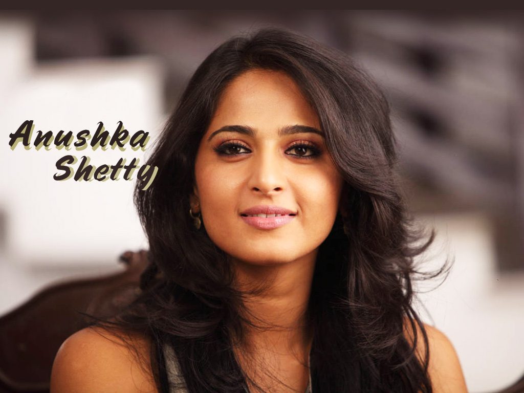 Actress Anushka Shetty Very Beautiful Real Images 11