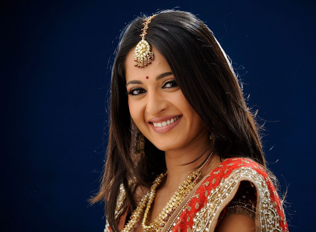 Actress Anushka Shetty Very Beautiful Real Images 21