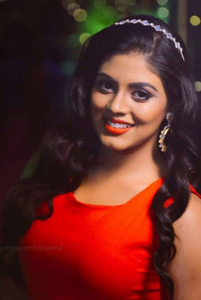 Cute And Lovely Images Of Tamil Film Actress Ineya 18