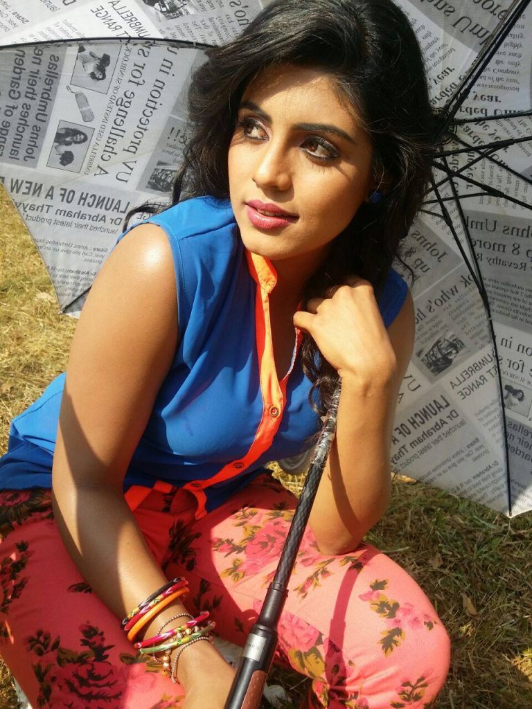Cute And Lovely Images Of Tamil Film Actress Ineya 21