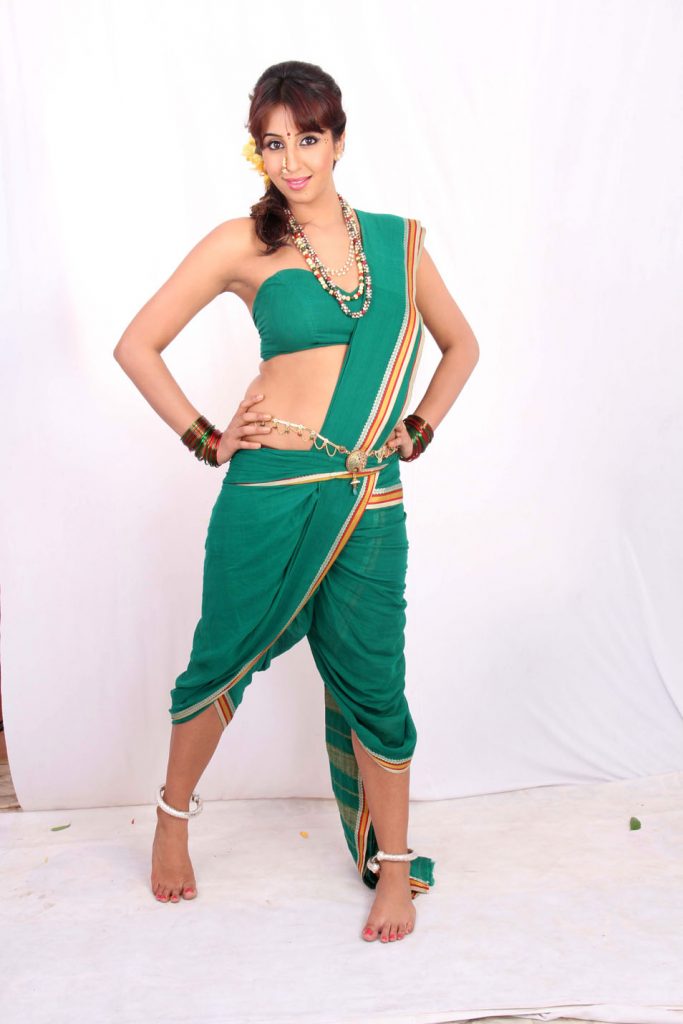 Film Actress Sanjjanaa Very Beautiful Real Images 6