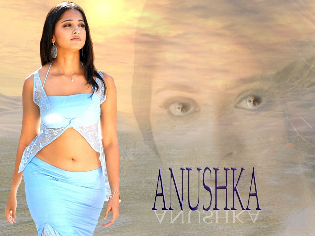 Glamorous Hot Actress Anushka Shetty 3