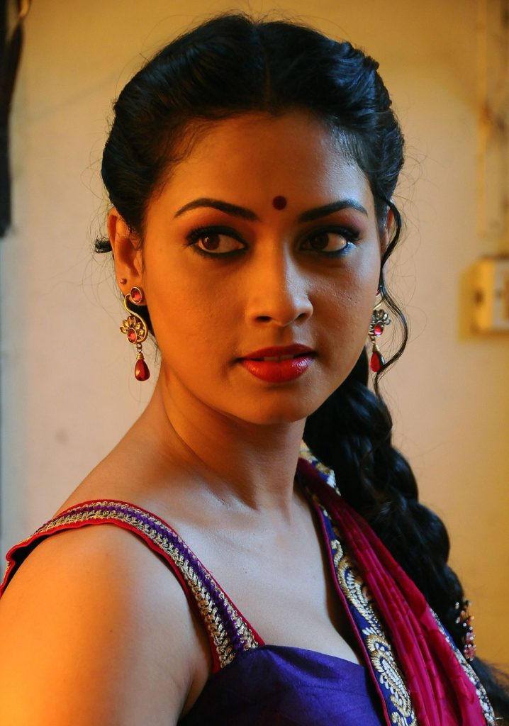 Nice And Hot Tamil Actress Pooja Images 18
