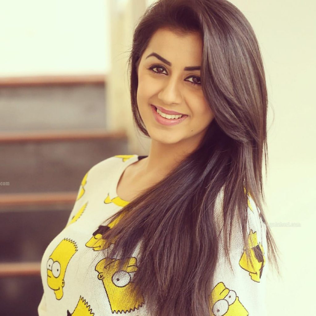 Popular Heroine Nikki Galrani Cuttest Pictures 7