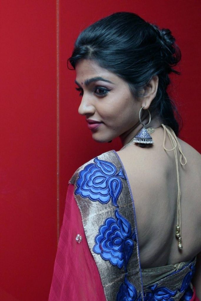 Pretty Beautiful Tamil Actress Dhansika Pics 22