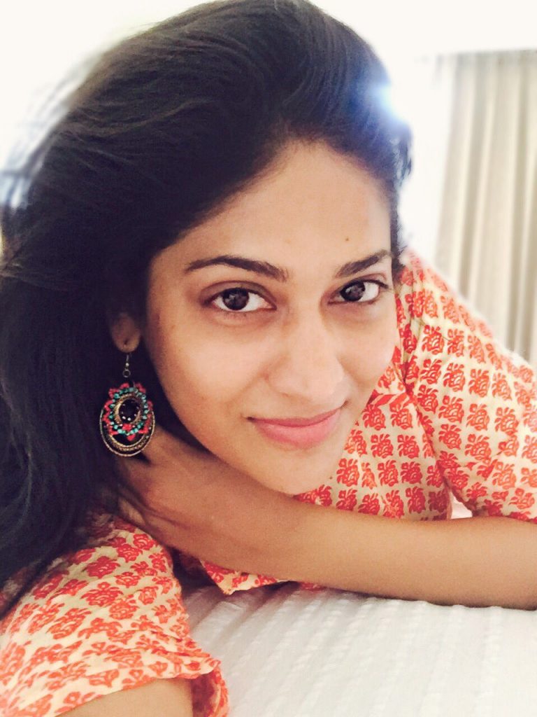 Selfie Images Of Heroine Vijaya Lakshmi 5