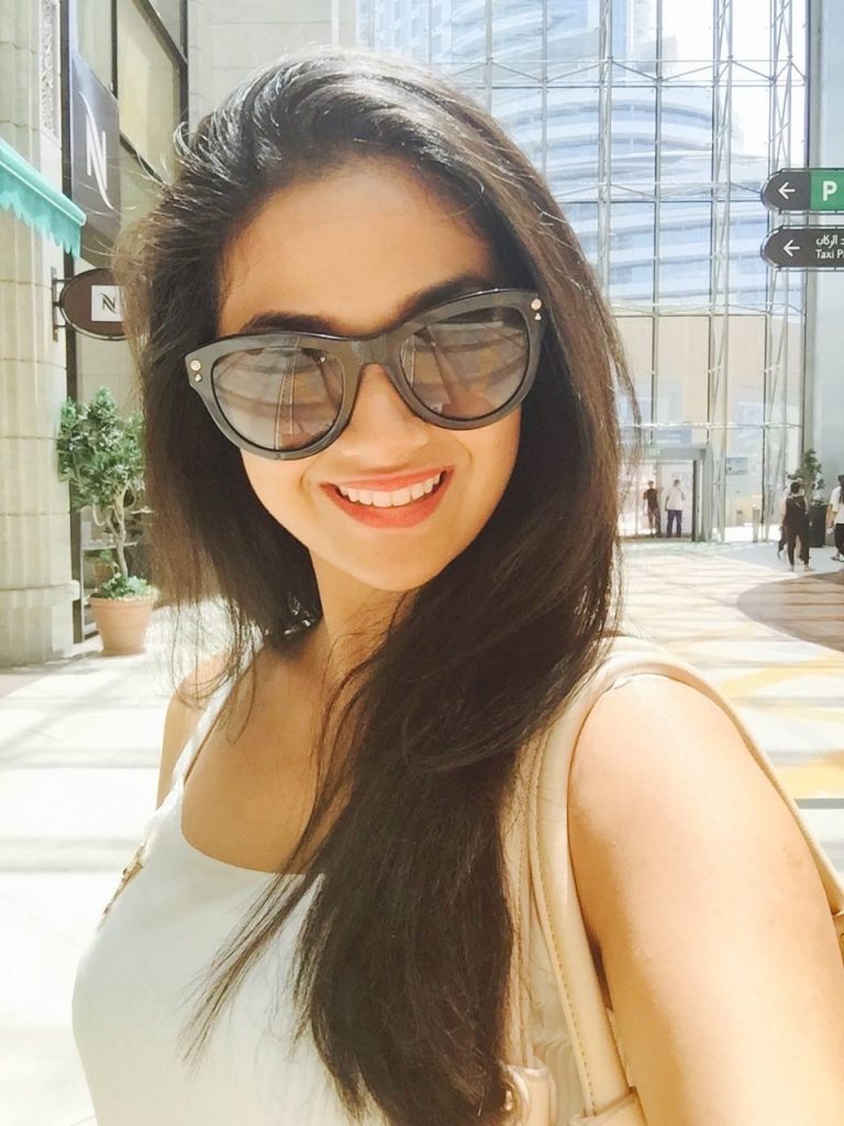 Selfie Images Of Tamil Cinema Heroine Keerthy Suresh 12