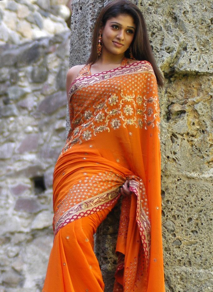 Tamil Film Actress Nayanthara Looking Very Beautiful In Saree - Cinejolly