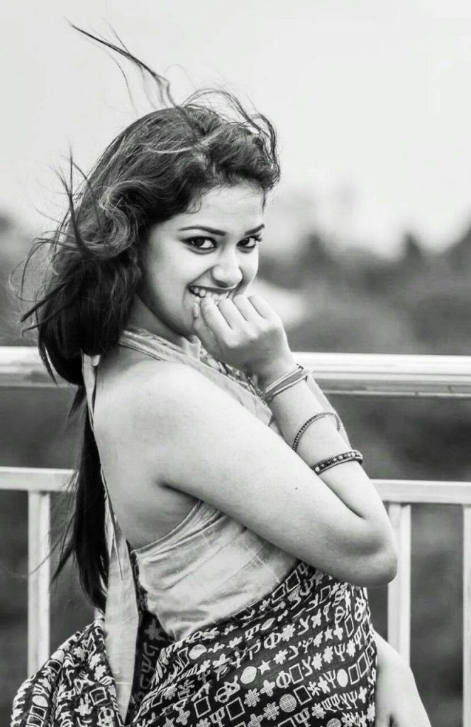 Very Cute Smile Photos Of Actress Keerthy Suresh 20