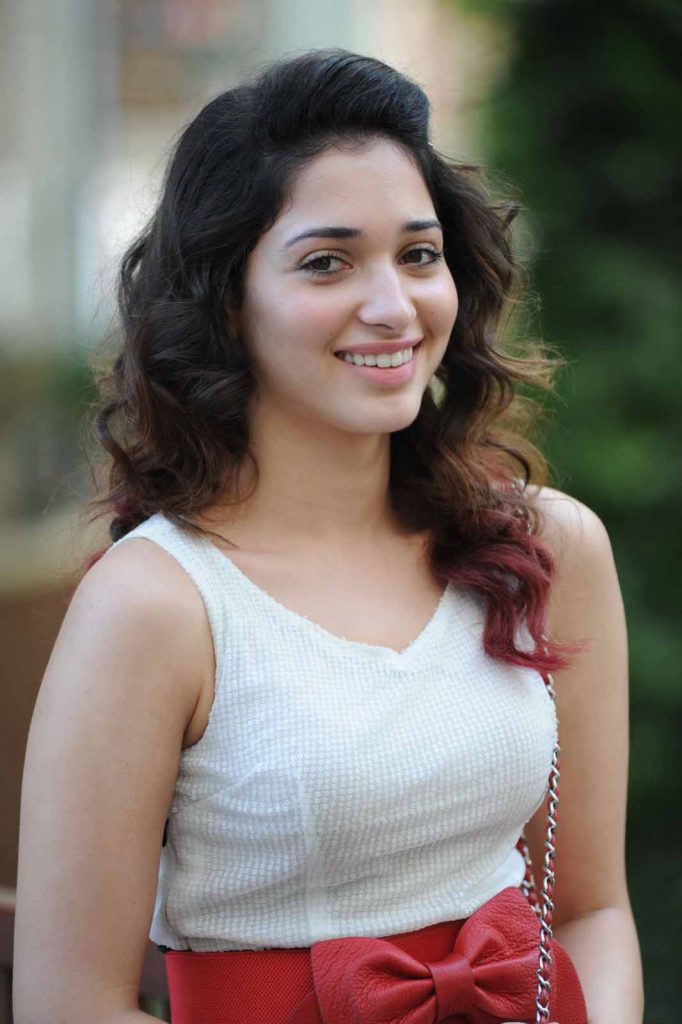 Cute Tamanna Unseen Hot Stills