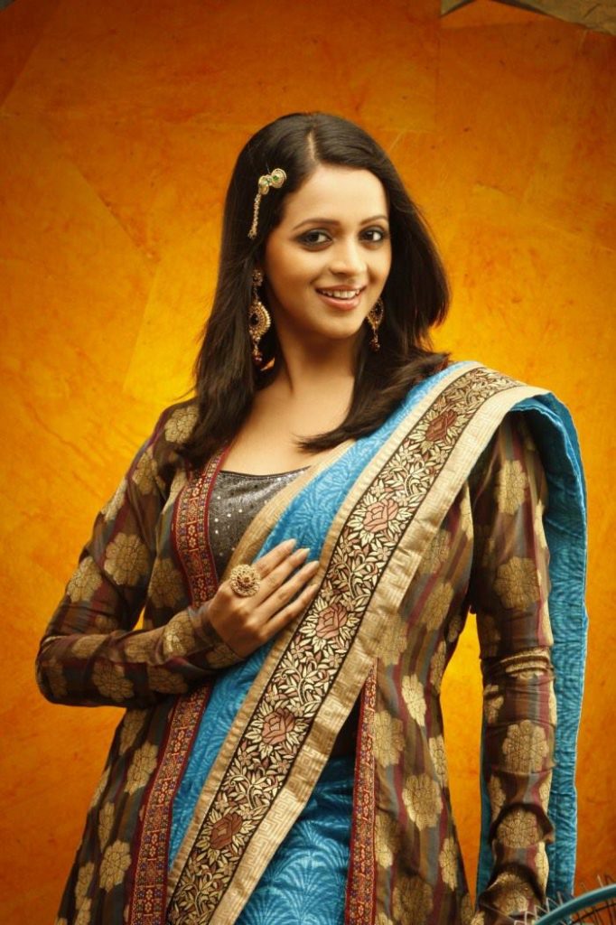 Very Cute Smile Photos Of Tamil Cinema Heroine Bhavana 27