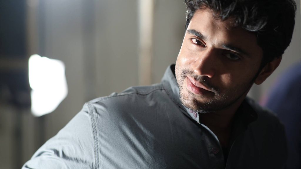 Actor Nivin Pauly Very Cute And Beautiful Photos Images (24)