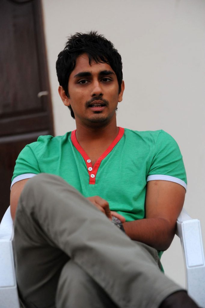 Actor Siddharth Very Cool And Stylish Photos Images Gallery (22)