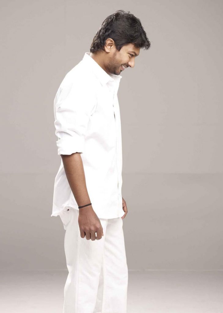 Actor Udhayanidhi Stalin Most Stylish Photos Images Gallery (2)