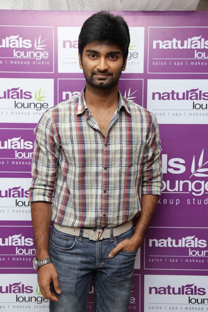 Tamil Actor Atharvaa's Most Stylish Photos Images (2)