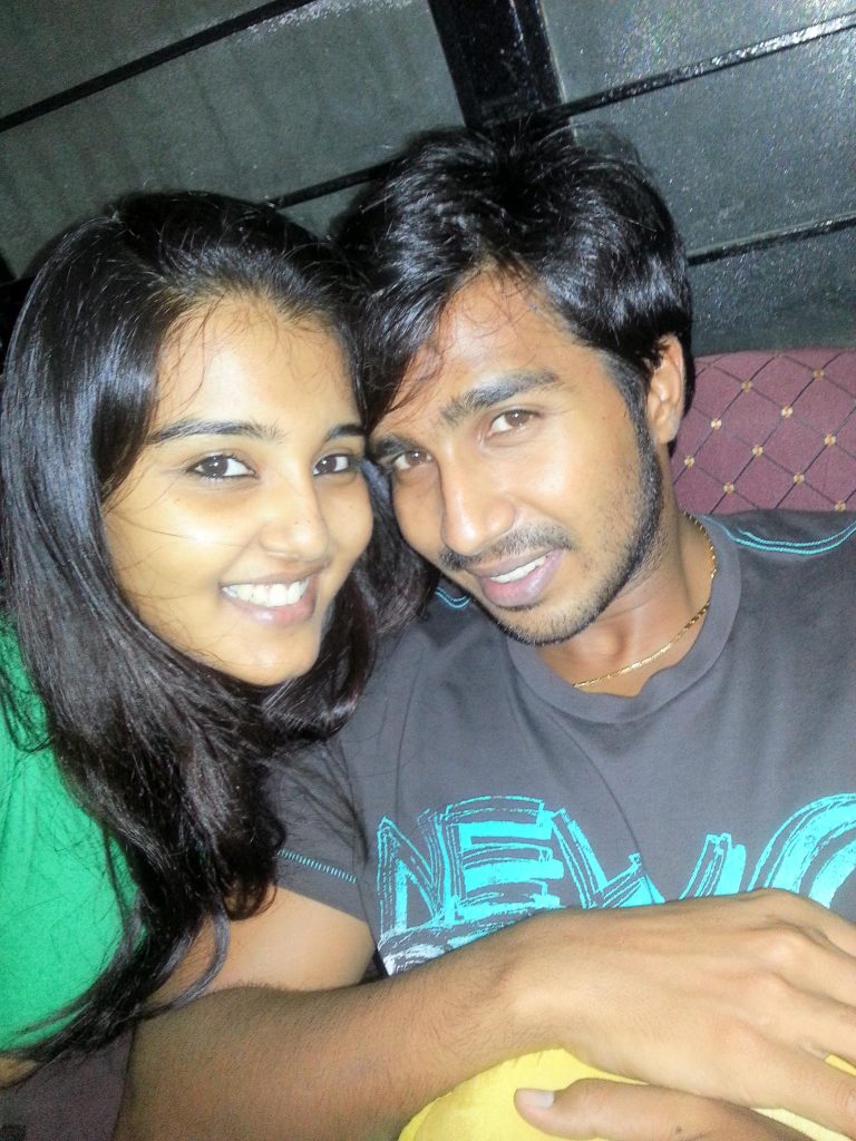 Tamil Hero Vishnu's Cute Unseen Selfie Stills Collection (28)