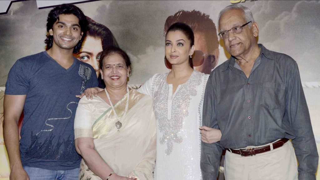 Aishwarya Rai With His Family