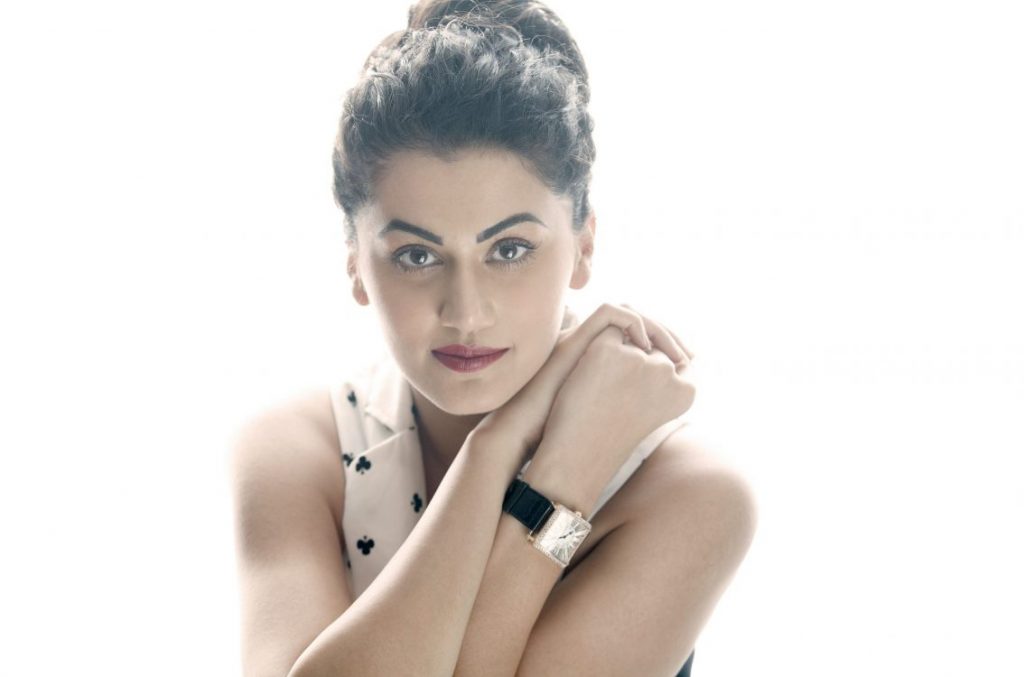 Attractive Look Pics Of Taapsee Pannu