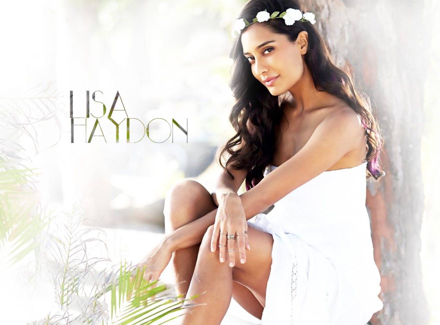 Lisa Haydon Hot Stylish Images And Photoshoot Collections - Cinejolly