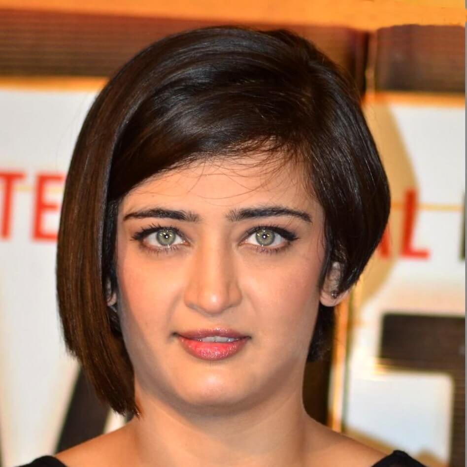 Akshara Haasan Cute Pictures And Images Collections - Cinejolly
