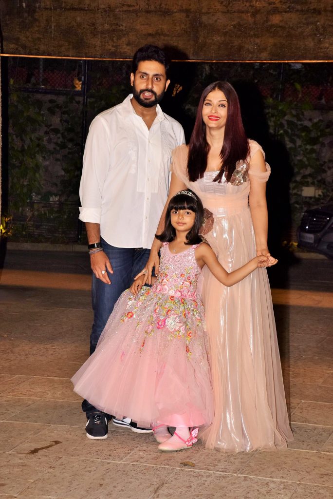 Cute Family Pics Of Aishwarya Rai