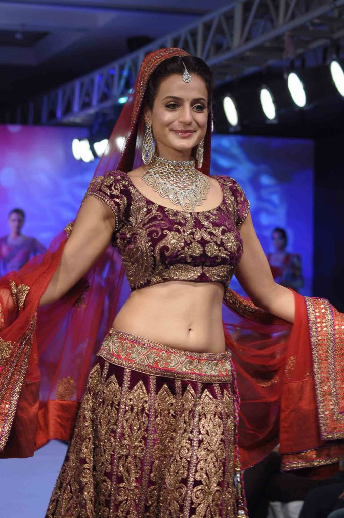 Latest Hot Fashion Show Pics Of Ameesha Patel