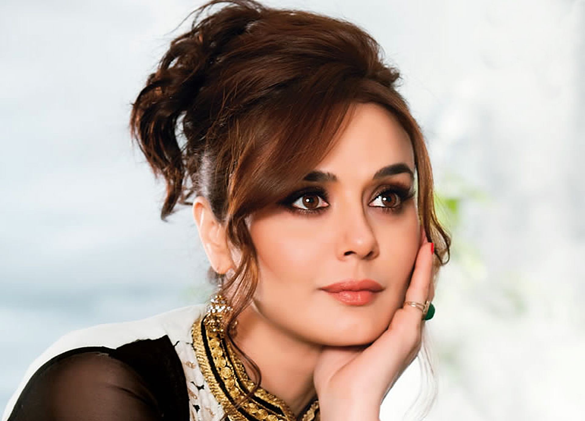 Preity Zinta Latest And New Images Collections - Cinejolly
