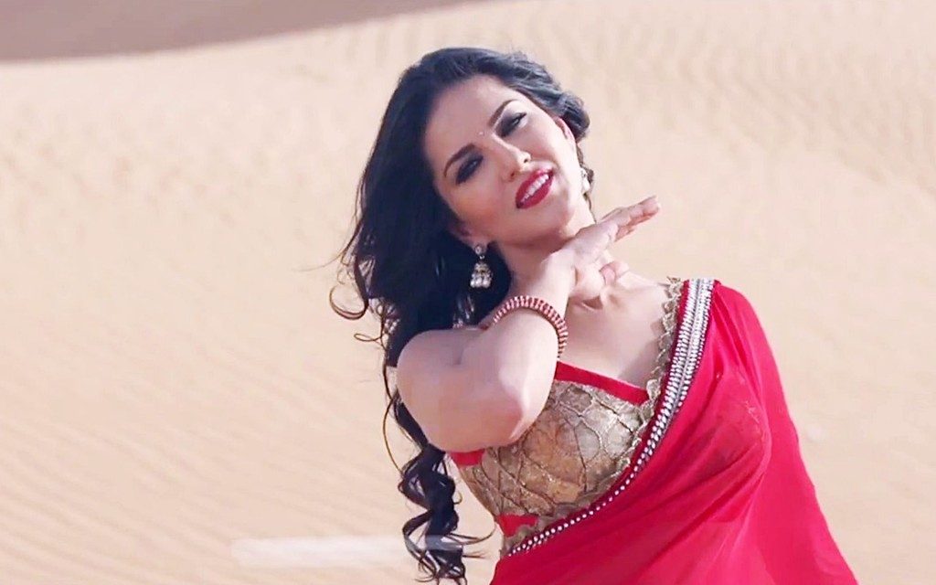 Stunning HD Wallpapers Of Sunny Leone